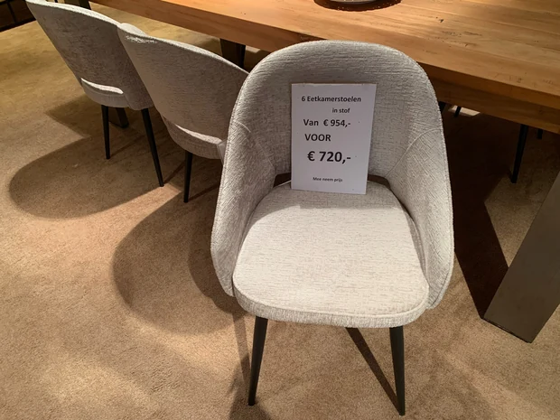 6 Eetkamerstoelen in stof fusion